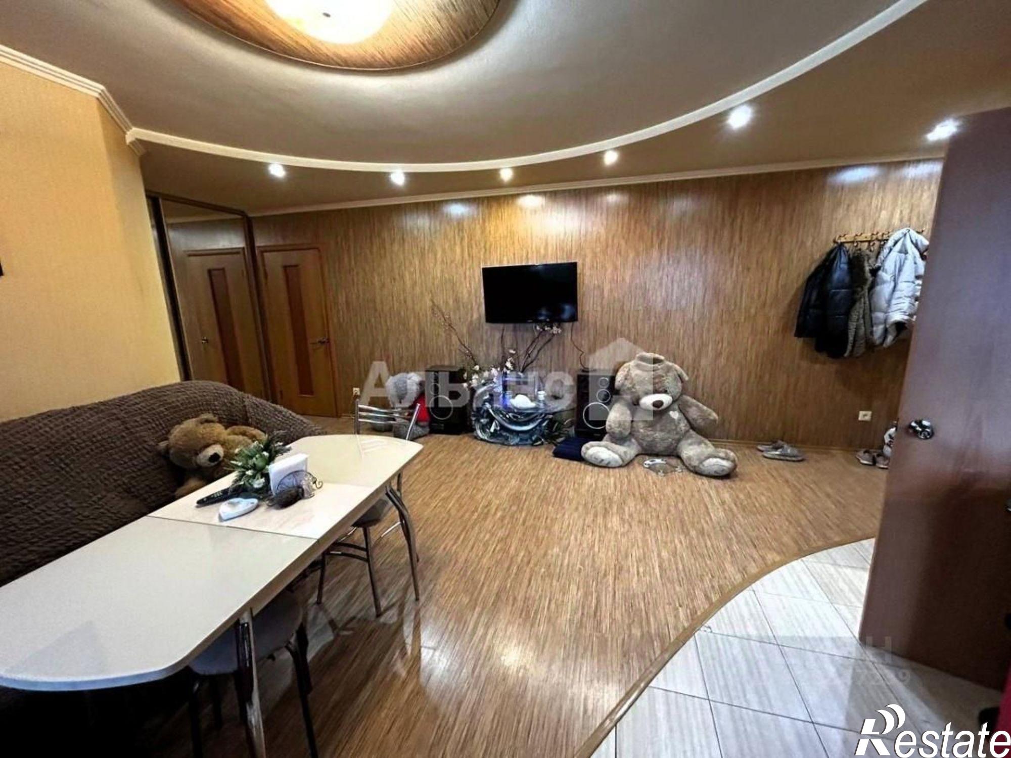 Купить квартиру за 6 990 000 рублей на проспект Победа Революции, 95