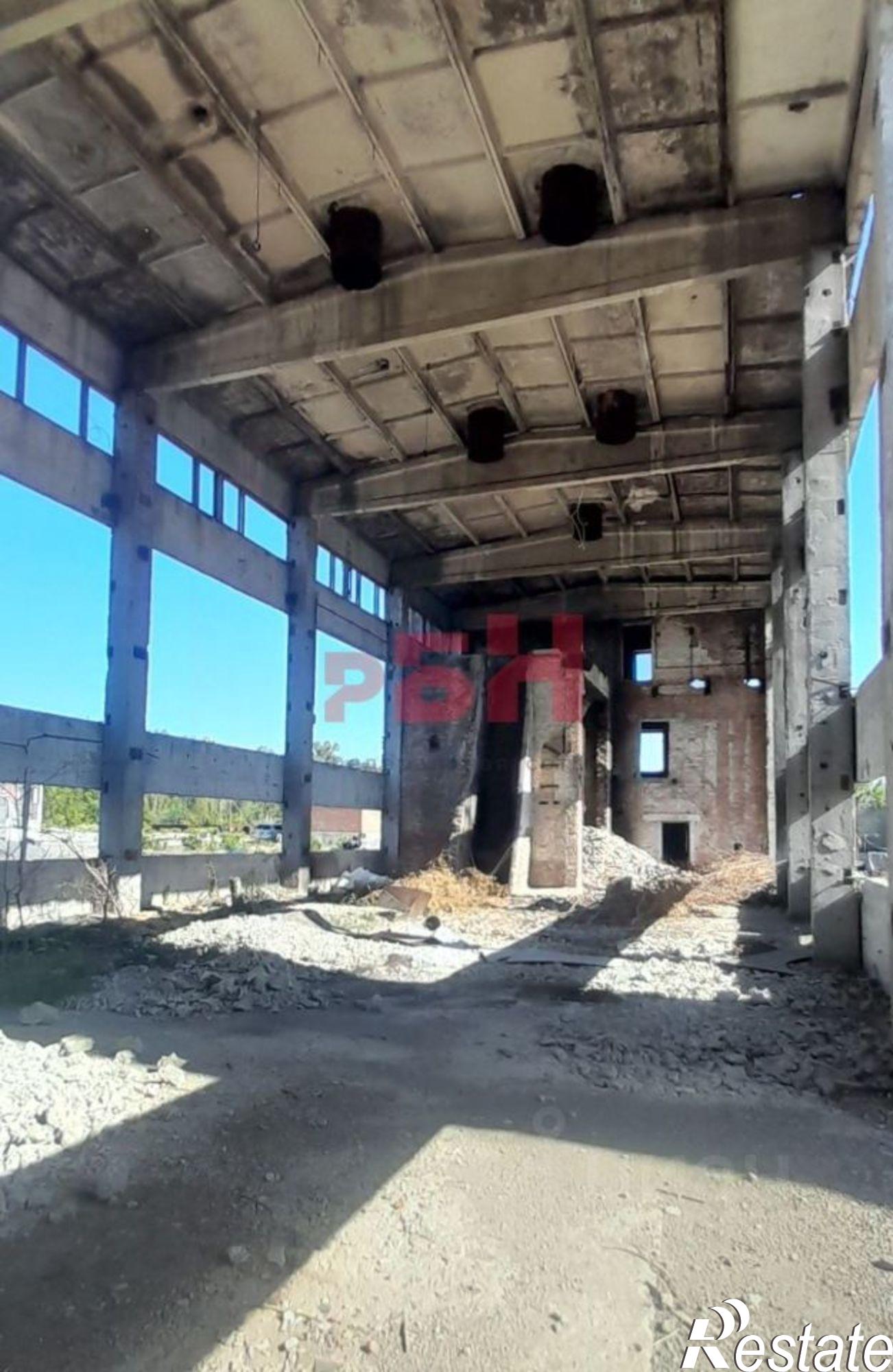 Купить складское помещение за 30 000 400 рублей на Енисейский переулок, 28