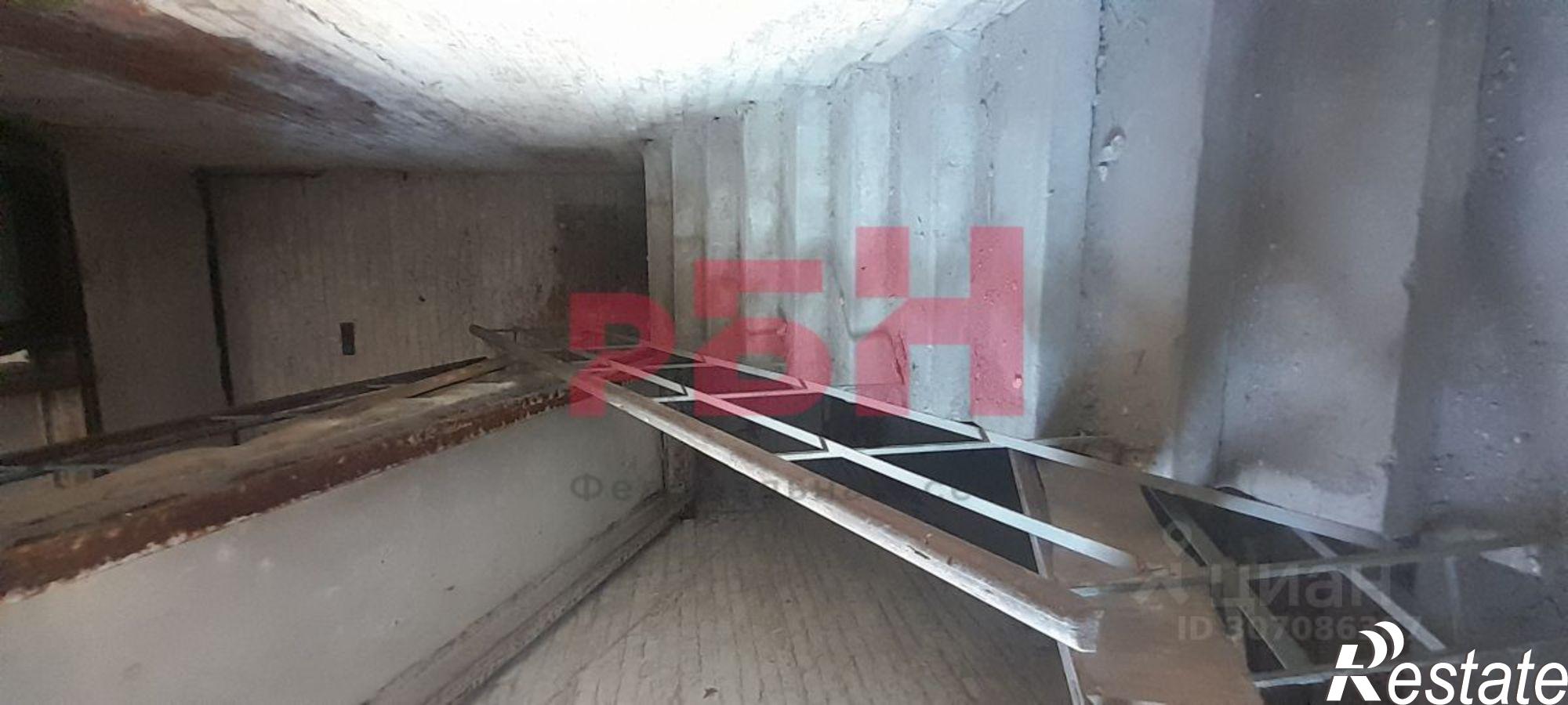 Купить складское помещение за 30 000 400 рублей на Енисейский переулок, 28