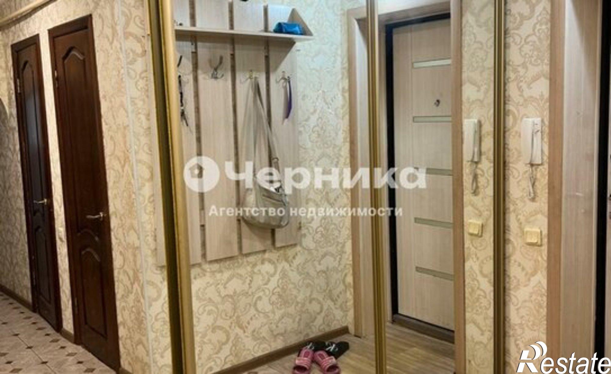 Купить квартиру за 2 800 000 рублей на улица Устинова, 106А