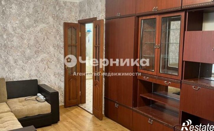 2-комн квартира улица Устинова, 106А,  д. 106А