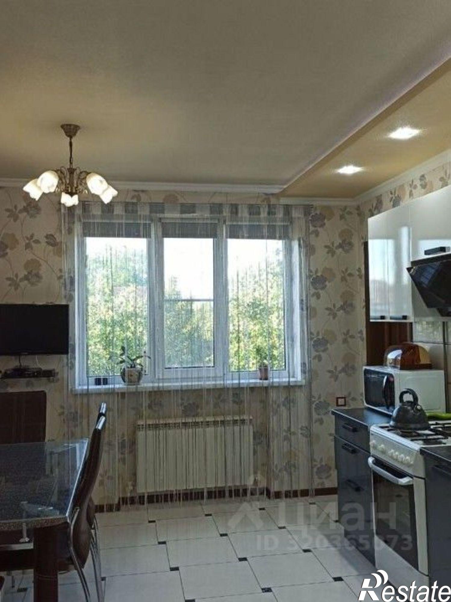 Купить дачу, дом, коттедж за 16 000 000 рублей на ул Школьная, 42