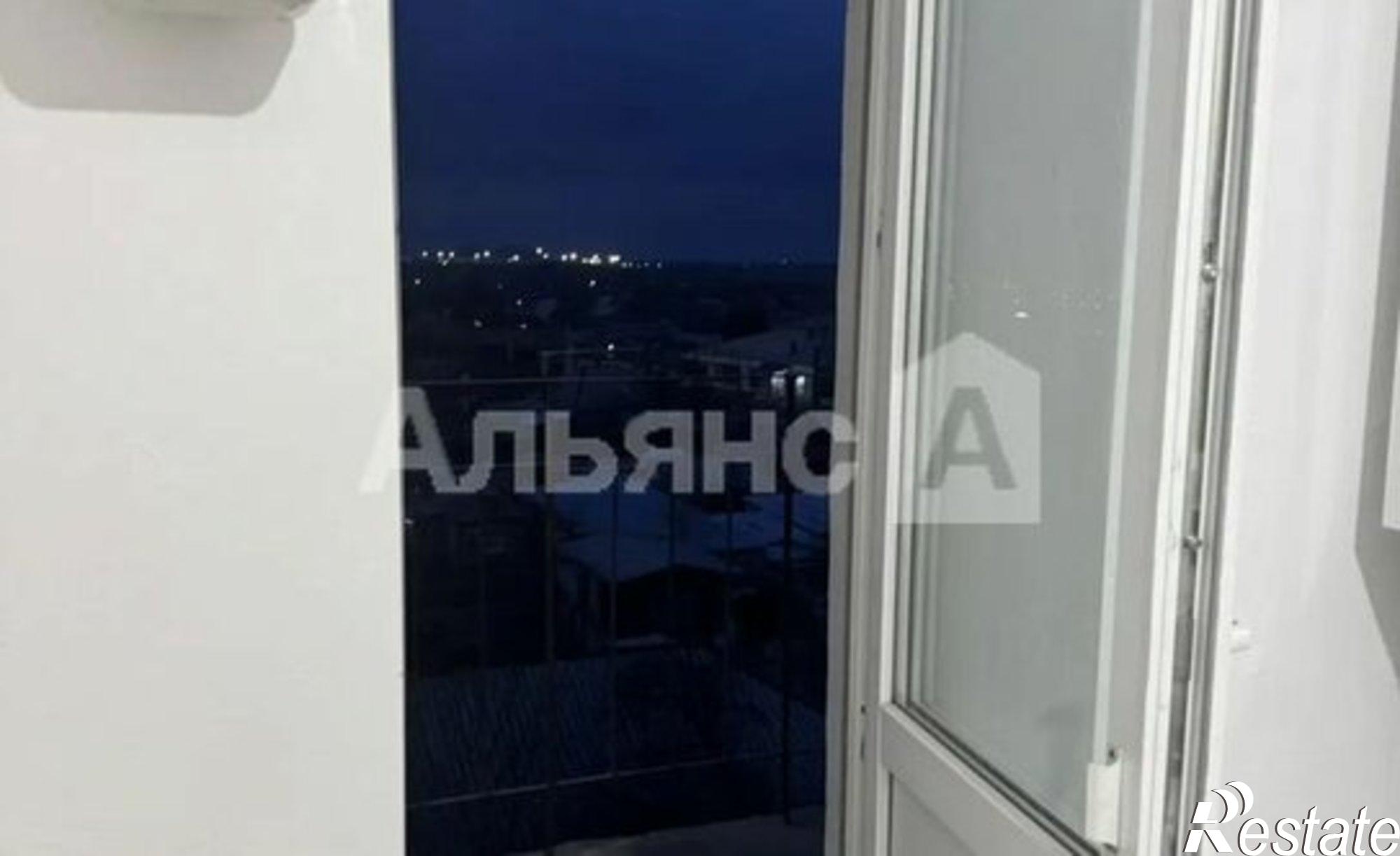 Купить квартиру за 2 550 000 рублей на улица Хомякова, 10А