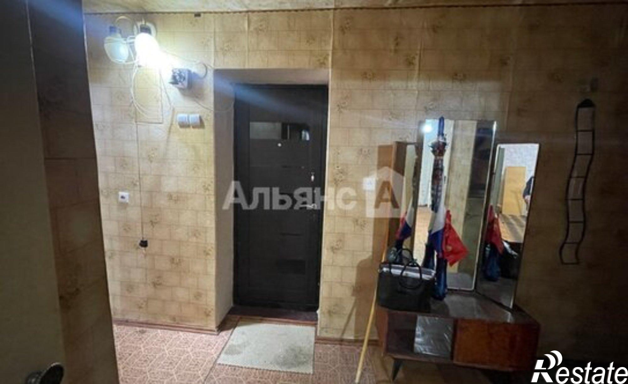 Купить квартиру за 2 800 000 рублей на ул Текстильная, 1