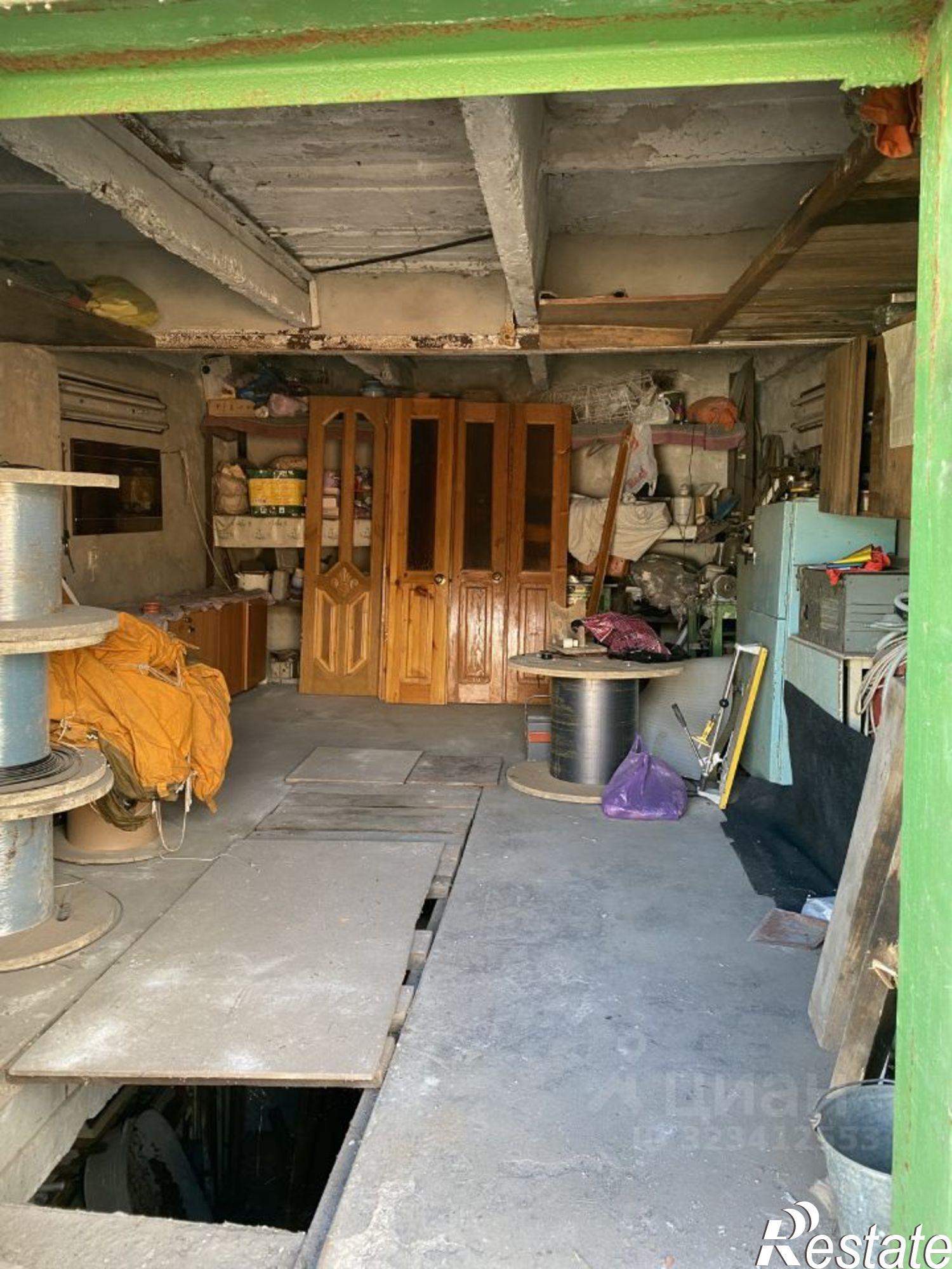 Купить гараж, место в паркинге за 600 000 рублей на ул Смидовича, 64А