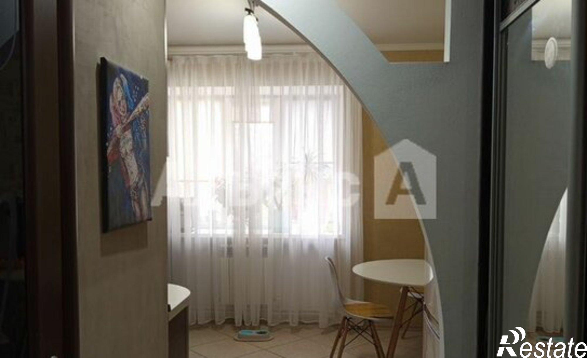 Купить квартиру за 4 450 000 рублей на ул Театральная, 38