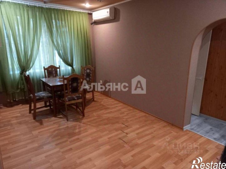 3-комн квартира улица Халтурина, 70,  д. 70