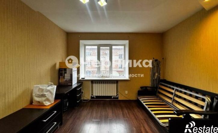 3-комн квартира улица Калинина, 33Б,  д. 33Б