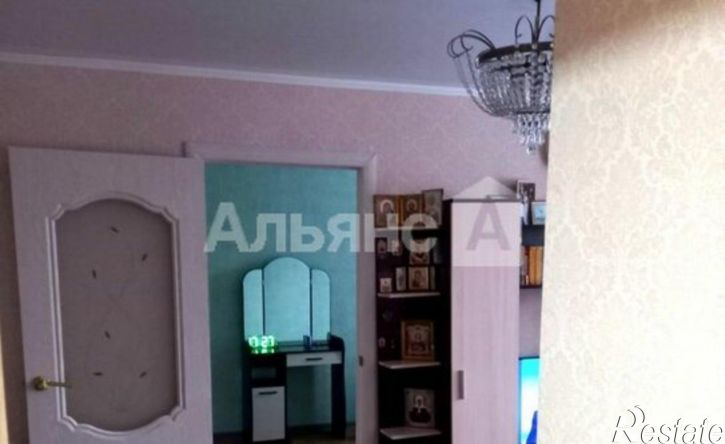 2-комн квартира Луговой переулок, 95,  д. 95