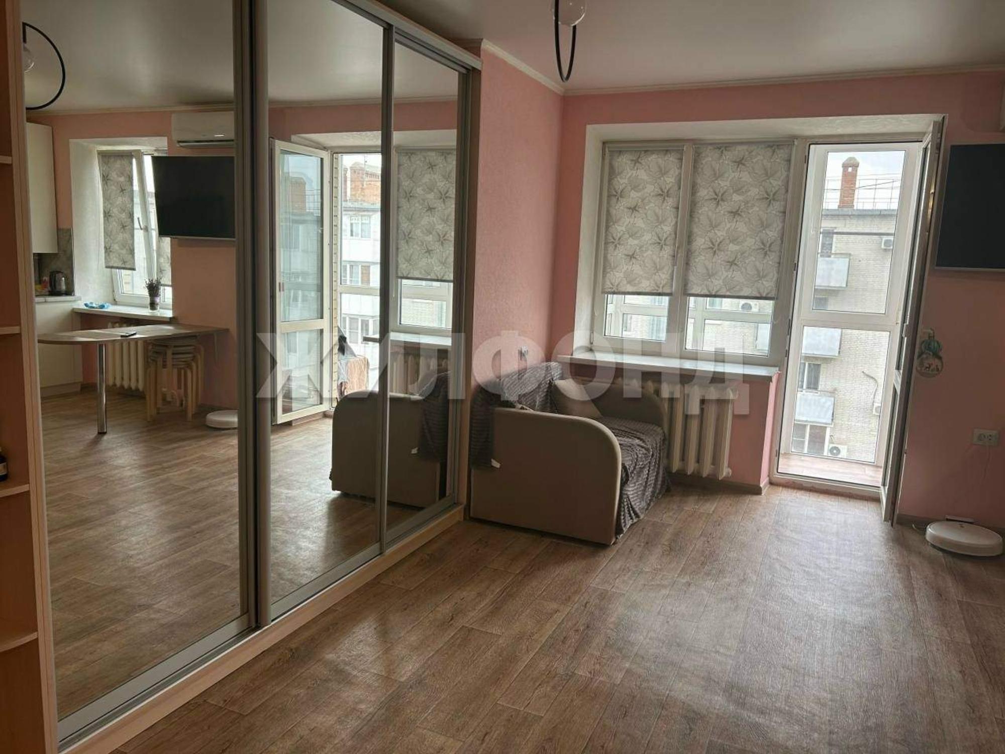 Купить студию за 2 689 000 рублей на Искра улица, д.65Б