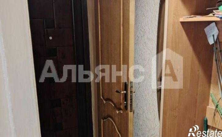 3-комн квартира проспект Победа Революции, 130,  д. 130