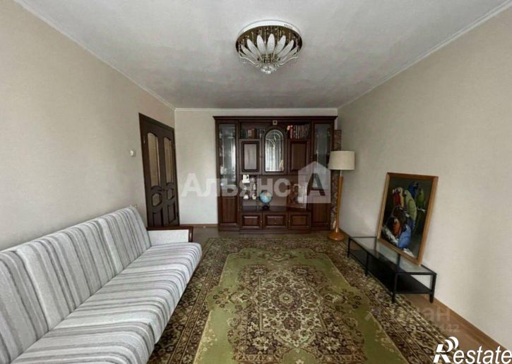 3-комн квартира Комиссаровский переулок, 137,  д. 137