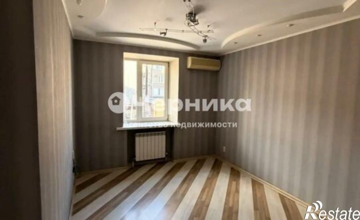 3-комн квартира пр-кт Победа Революции, 99,  д. 99