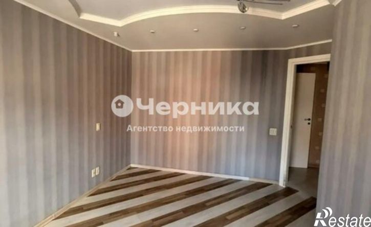 3-комн квартира пр-кт Победа Революции, 99,  д. 99
