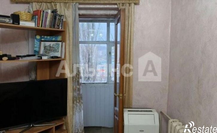 3-комн квартира ул Индустриальная, 8,  д. 8