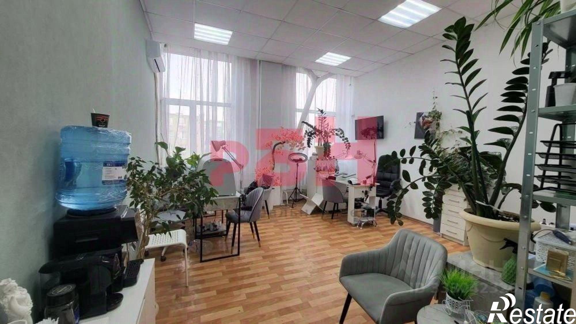 Купить ОСЗ, отдельно стоящее здание за 45 002 000 рублей на пер Красный Шахтер, 68