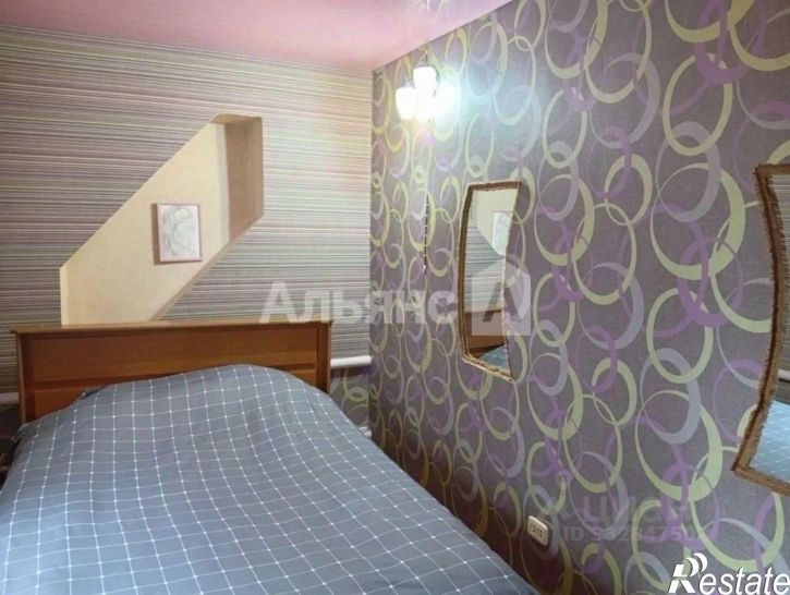 3-комн квартира Комиссаровский пер, 87,  д. 87