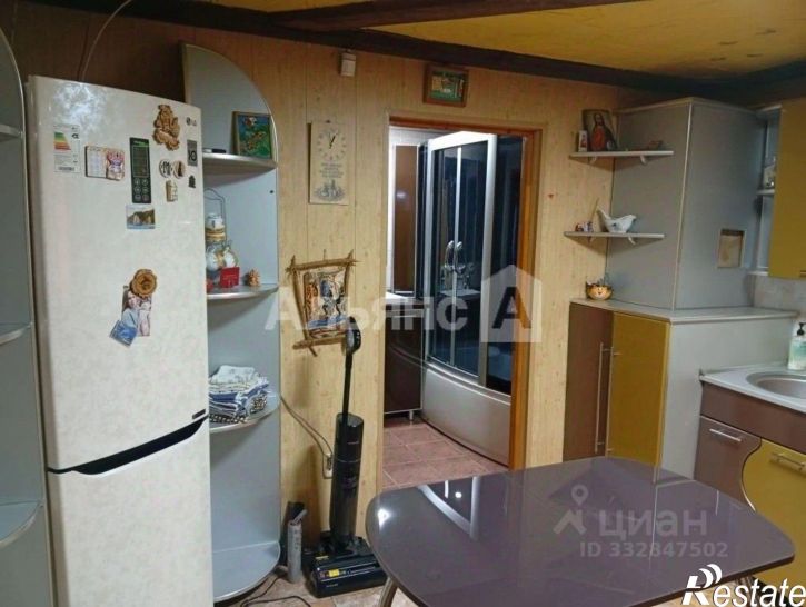 3-комн квартира Комиссаровский пер, 87,  д. 87