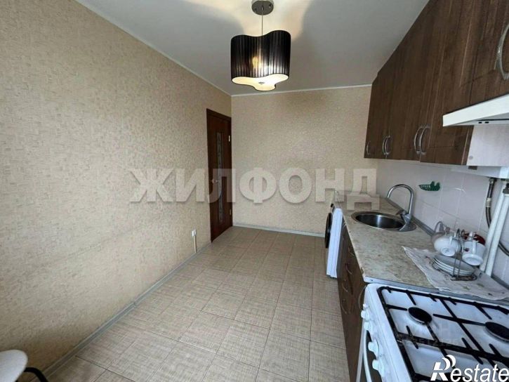 4-комн квартира ул Искра, 65Б,  д. 65Б