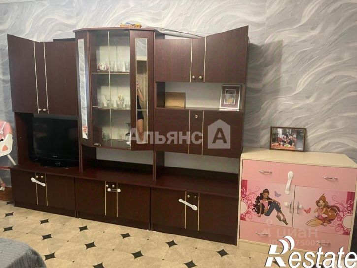 3-комн квартира проспект Победа Революции, 99,  д. 99