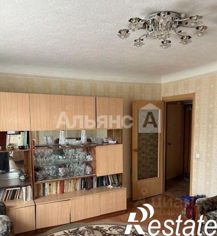 4-комн квартира проспект Строителей, 18,  д. 18