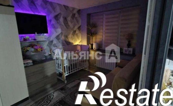 3-комн квартира улица Володарского, 59А,  д. 59А